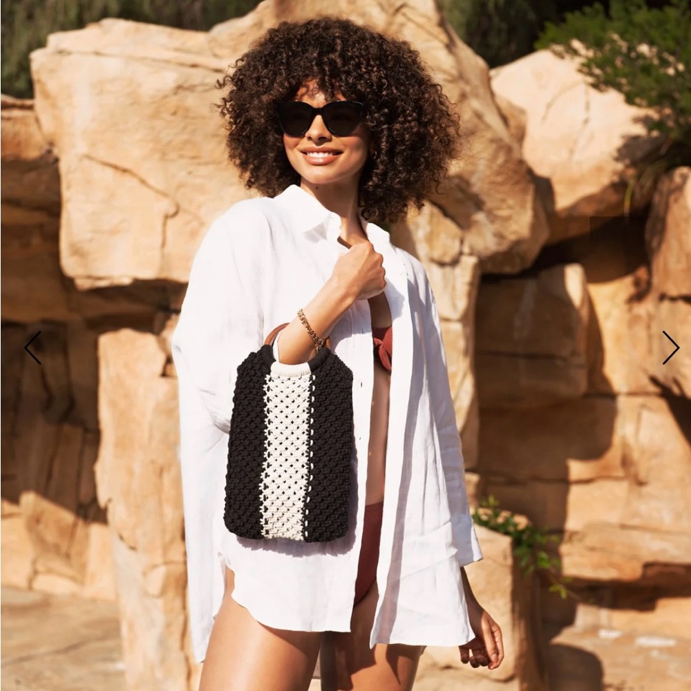 🛍️NWT LAUDE THE LABEL Gabby Mini Macrame White and Black Bag
